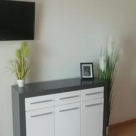 Apartmani Kod Rade Pakostane Exterior photo
