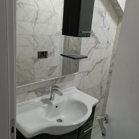 Apartmani Kod Rade Pakostane Exterior photo