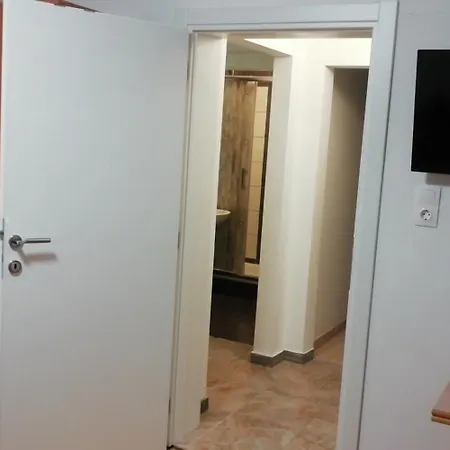 Apartmani Kod Rade Pakostane Exterior photo