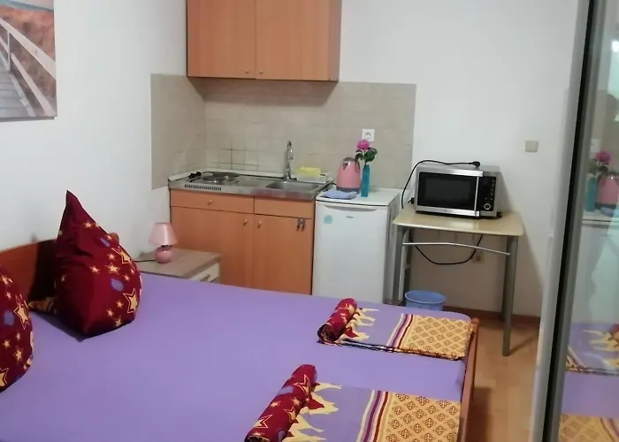 Apartmani Kod Rade