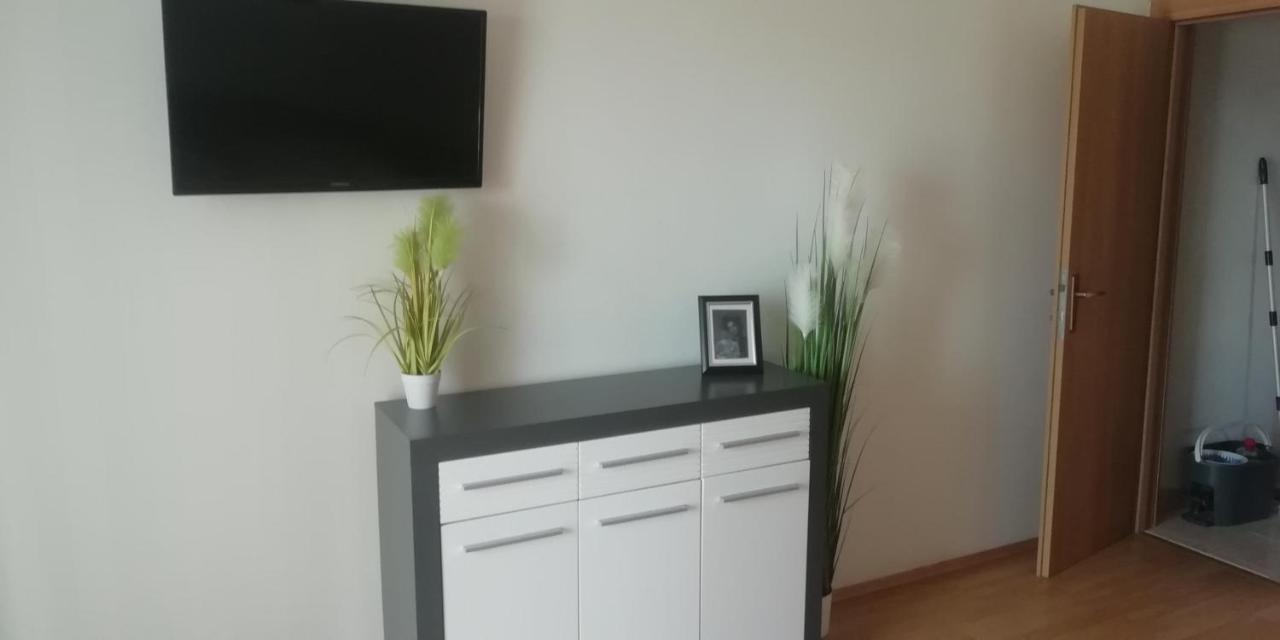 Apartmani Kod Rade *