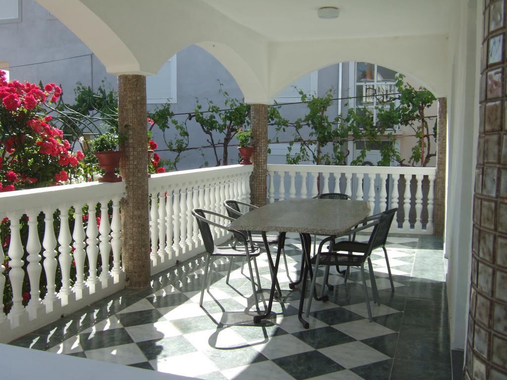 Apartmani Kod Rade Apartment Pakostane
