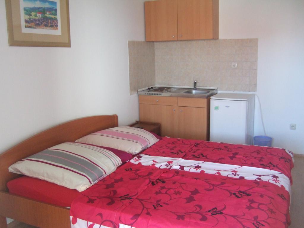 Apartment Apartmani Kod Rade *